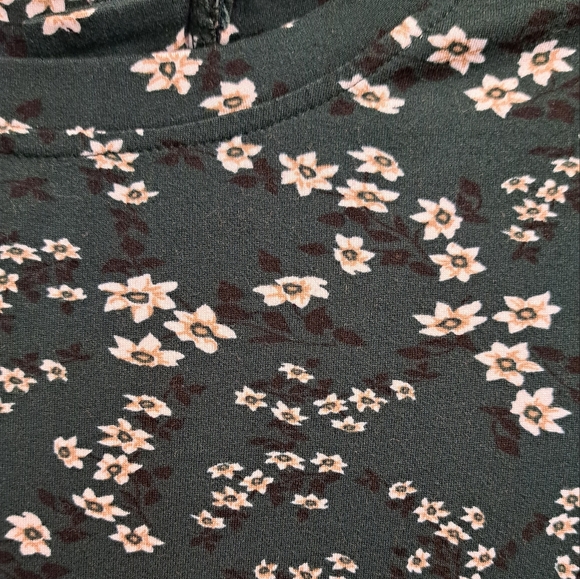 DEX Green Floral Dress - Picture 3 of 4